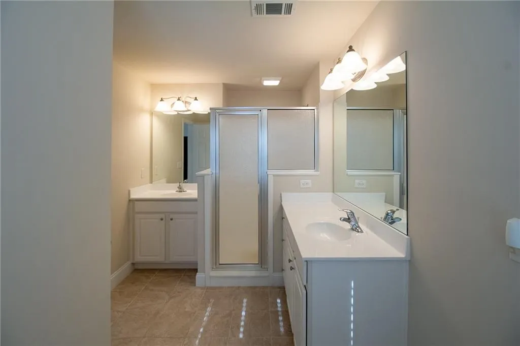 655 Coligny Court, Atlanta, Georgia 30350, 3 Bedrooms Bedrooms, ,3 BathroomsBathrooms,Residential,Sold,655 Coligny Court,6665109