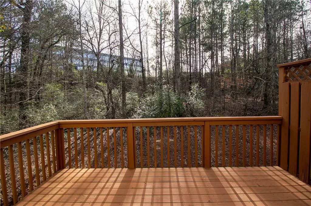 655 Coligny Court, Atlanta, Georgia 30350, 3 Bedrooms Bedrooms, ,3 BathroomsBathrooms,Residential,Sold,655 Coligny Court,6665109