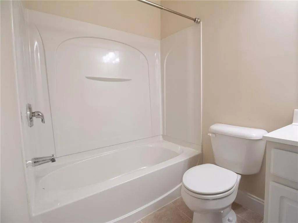 655 Coligny Court, Atlanta, Georgia 30350, 3 Bedrooms Bedrooms, ,3 BathroomsBathrooms,Residential,Sold,655 Coligny Court,6665109