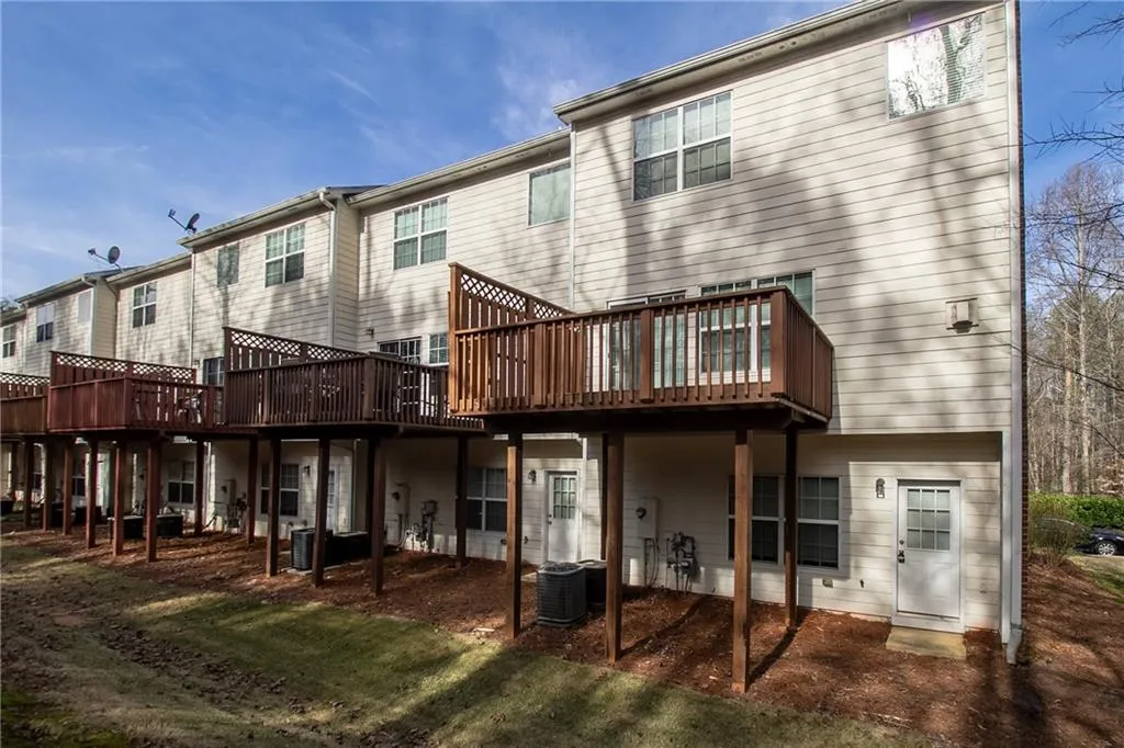 655 Coligny Court, Atlanta, Georgia 30350, 3 Bedrooms Bedrooms, ,3 BathroomsBathrooms,Residential,Sold,655 Coligny Court,6665109