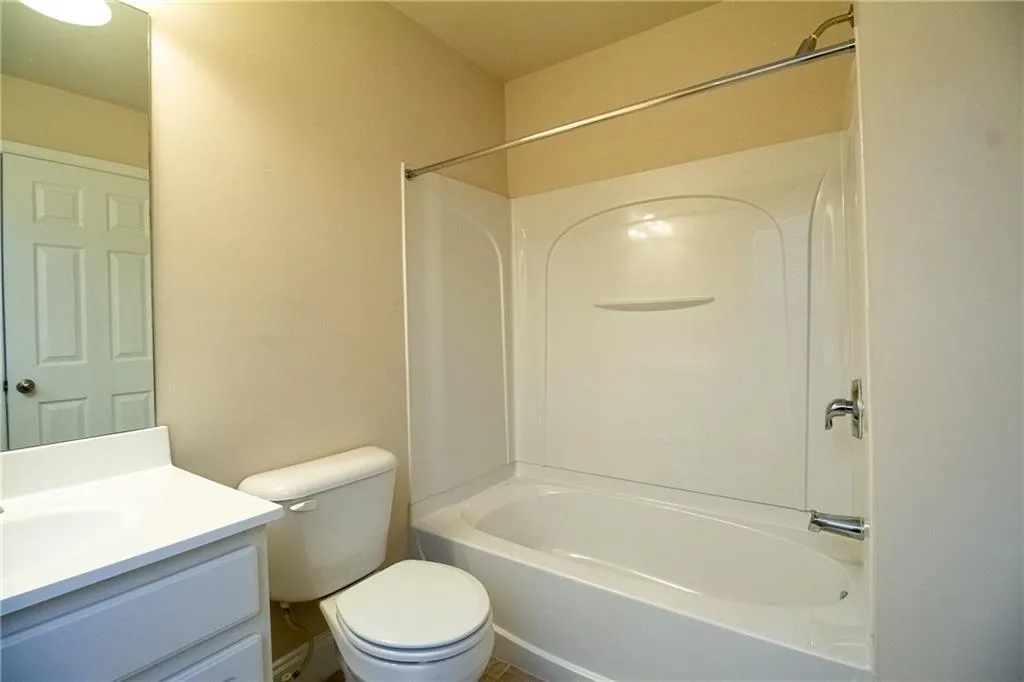 655 Coligny Court, Atlanta, Georgia 30350, 3 Bedrooms Bedrooms, ,3 BathroomsBathrooms,Residential,Sold,655 Coligny Court,6665109