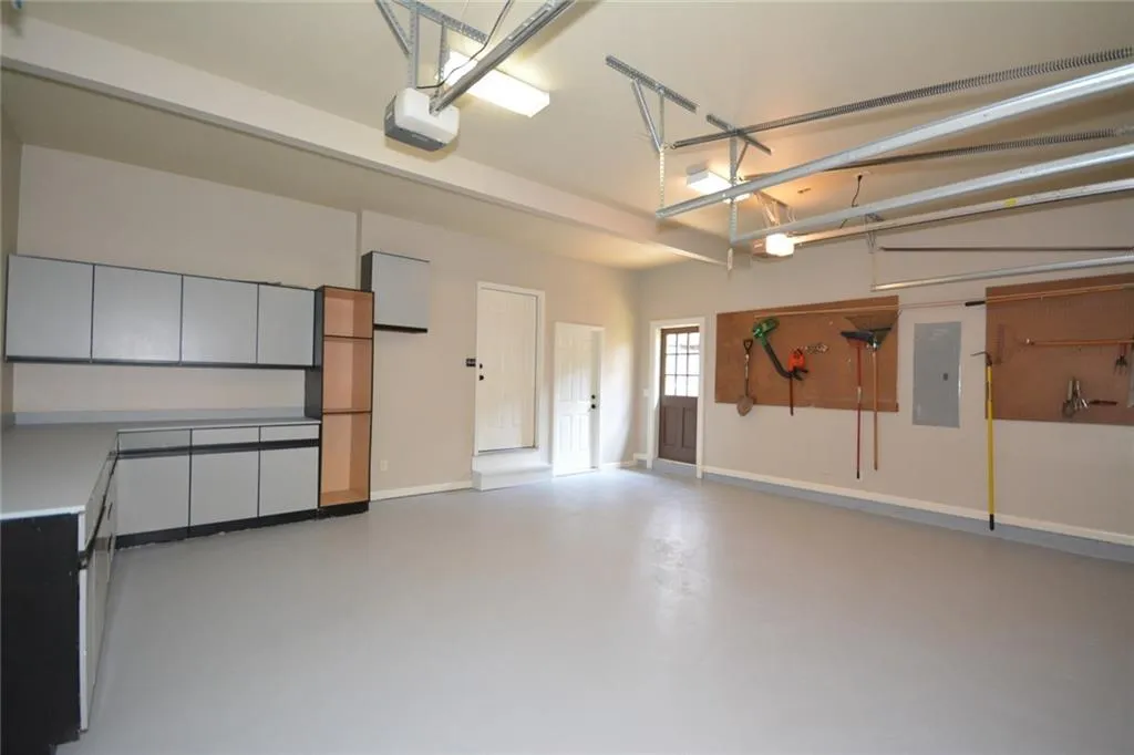 6399 North Hampton Drive Ne, Sandy Springs, Georgia 30328, 4 Bedrooms Bedrooms, ,3 BathroomsBathrooms,Residential,Sold,6399 North Hampton Drive Ne,5824809 6399 North Hampton Drive Ne, Sandy Springs, Georgia 30328, 4 Bedrooms Bedrooms, ,3 BathroomsBathrooms,Residential,Sold,6399 North Hampton Drive Ne,5824809