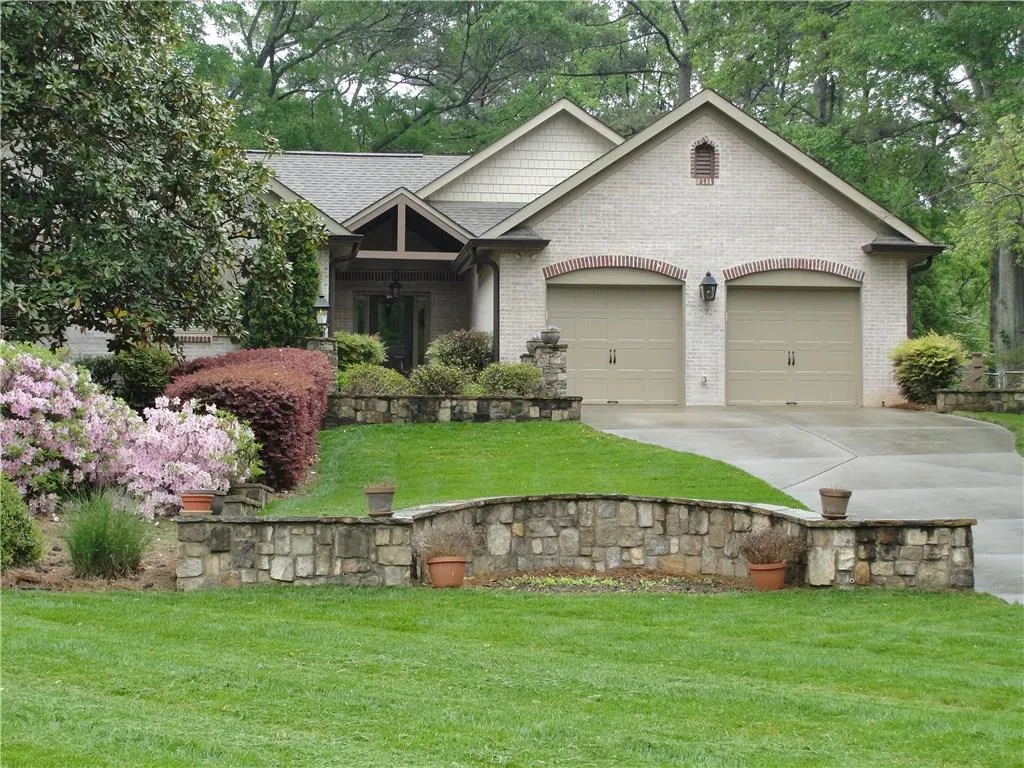 6399 North Hampton Drive Ne, Sandy Springs, Georgia 30328, 4 Bedrooms Bedrooms, ,3 BathroomsBathrooms,Residential,Sold,6399 North Hampton Drive Ne,5824809 6399 North Hampton Drive Ne, Sandy Springs, Georgia 30328, 4 Bedrooms Bedrooms, ,3 BathroomsBathrooms,Residential,Sold,6399 North Hampton Drive Ne,5824809