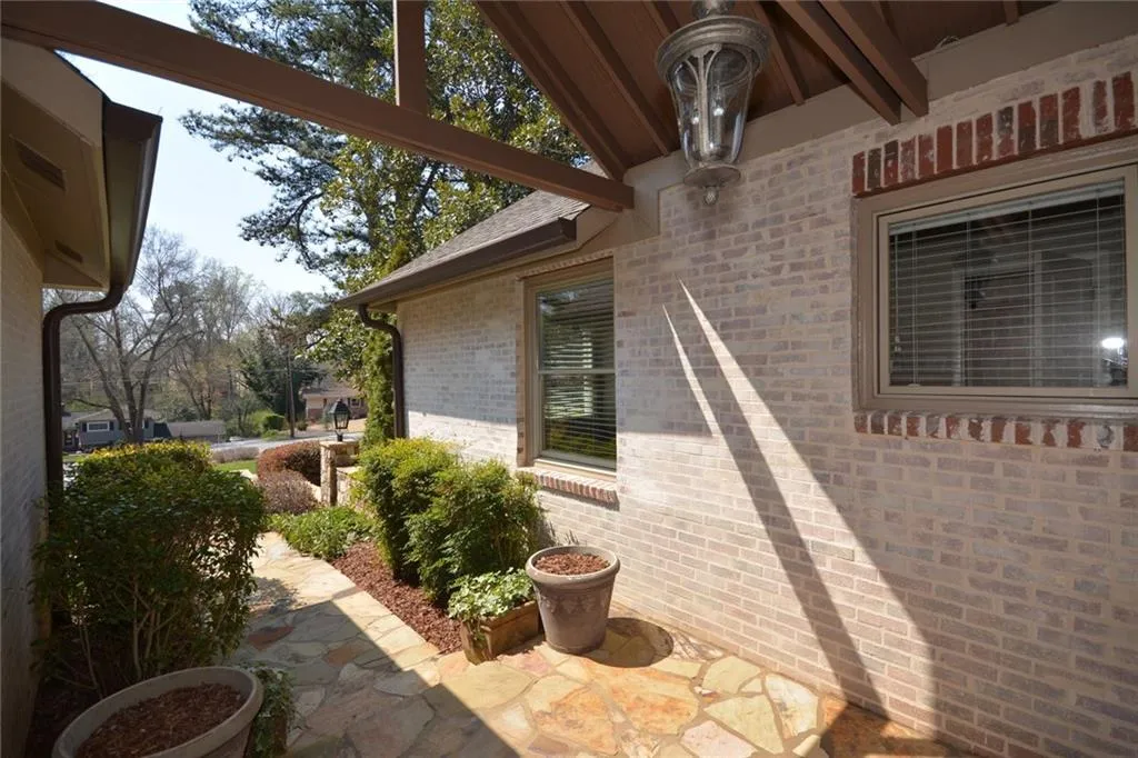 6399 North Hampton Drive Ne, Sandy Springs, Georgia 30328, 4 Bedrooms Bedrooms, ,3 BathroomsBathrooms,Residential,Sold,6399 North Hampton Drive Ne,5824809 6399 North Hampton Drive Ne, Sandy Springs, Georgia 30328, 4 Bedrooms Bedrooms, ,3 BathroomsBathrooms,Residential,Sold,6399 North Hampton Drive Ne,5824809