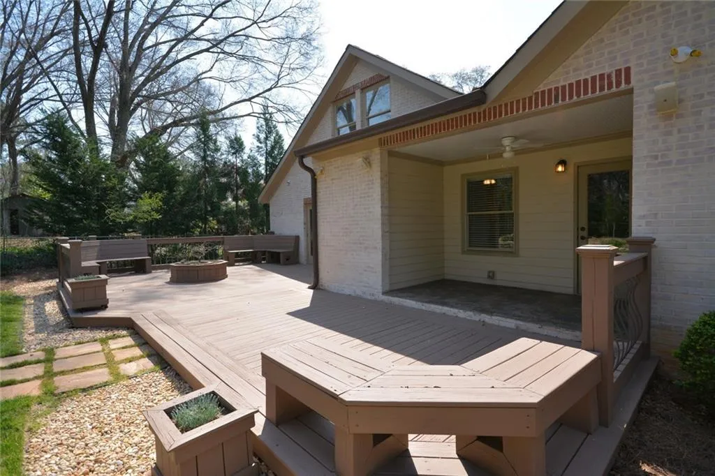 6399 North Hampton Drive Ne, Sandy Springs, Georgia 30328, 4 Bedrooms Bedrooms, ,3 BathroomsBathrooms,Residential,Sold,6399 North Hampton Drive Ne,5824809 6399 North Hampton Drive Ne, Sandy Springs, Georgia 30328, 4 Bedrooms Bedrooms, ,3 BathroomsBathrooms,Residential,Sold,6399 North Hampton Drive Ne,5824809