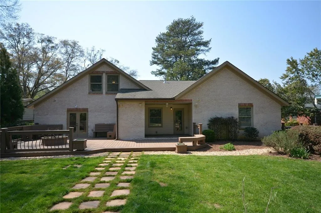 6399 North Hampton Drive Ne, Sandy Springs, Georgia 30328, 4 Bedrooms Bedrooms, ,3 BathroomsBathrooms,Residential,Sold,6399 North Hampton Drive Ne,5824809 6399 North Hampton Drive Ne, Sandy Springs, Georgia 30328, 4 Bedrooms Bedrooms, ,3 BathroomsBathrooms,Residential,Sold,6399 North Hampton Drive Ne,5824809