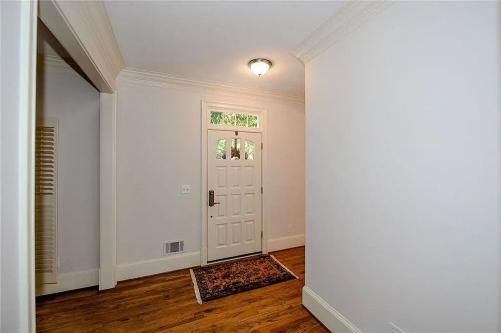 1075 Sheridan Park Ne, Atlanta, Georgia 30324, 3 Bedrooms Bedrooms, ,2 BathroomsBathrooms,Residential,Sold,1075 Sheridan Park Ne,5911880