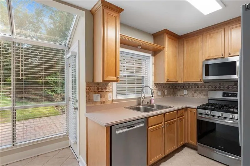 112 Mount Vernon Circle, Atlanta, Georgia 30338, 2 Bedrooms Bedrooms, ,2 BathroomsBathrooms,Residential,For Sale,112 Mount Vernon Circle,7724754