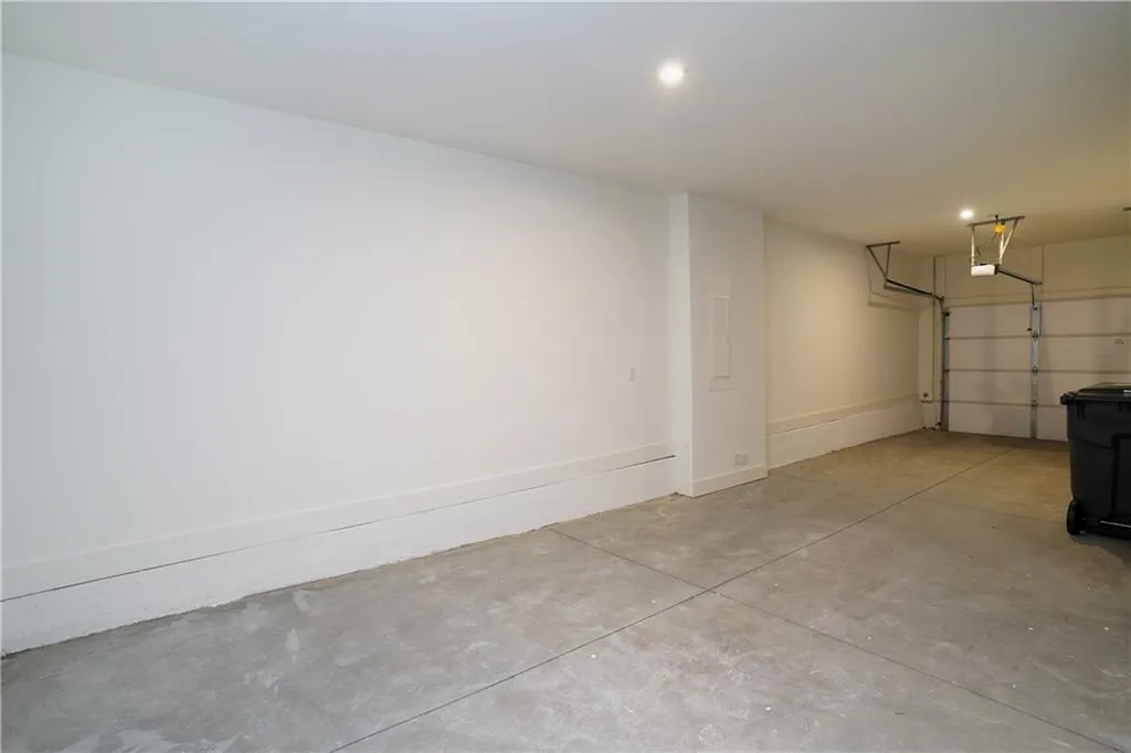 Georgia 30342, 0 ,2 BathroomsBathrooms,Residential,For Sale,7694754