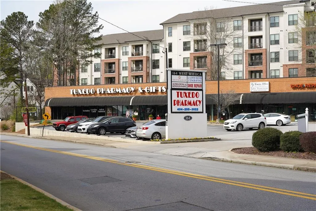 Georgia 30342, 0 ,2 BathroomsBathrooms,Residential,For Sale,7694754