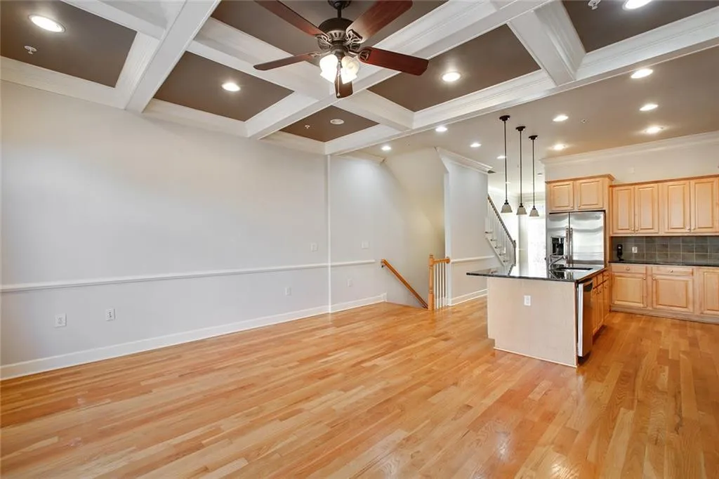 404 River Vista Drive, Atlanta, Georgia 30339, 4 Bedrooms Bedrooms, ,4 BathroomsBathrooms,Residential,Sold,404 River Vista Drive,6641783