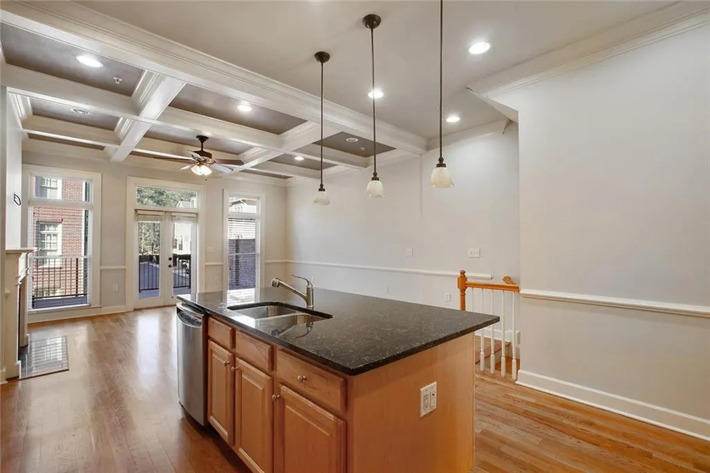 404 River Vista Drive, Atlanta, Georgia 30339, 4 Bedrooms Bedrooms, ,4 BathroomsBathrooms,Residential,Sold,404 River Vista Drive,6641783