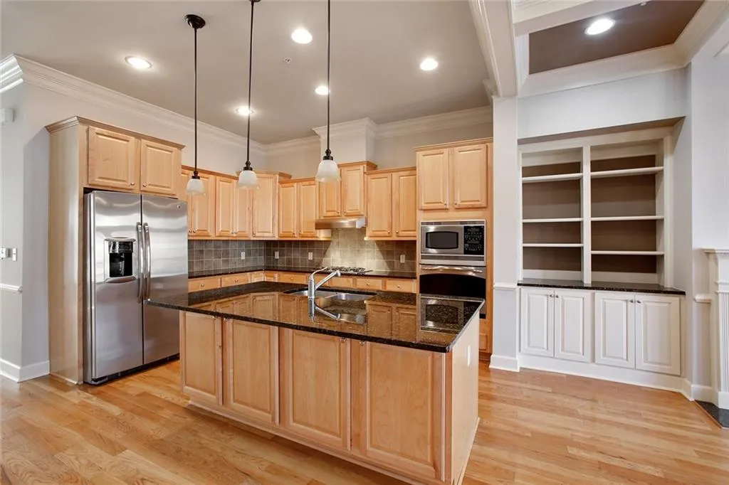 404 River Vista Drive, Atlanta, Georgia 30339, 4 Bedrooms Bedrooms, ,4 BathroomsBathrooms,Residential,Sold,404 River Vista Drive,6641783