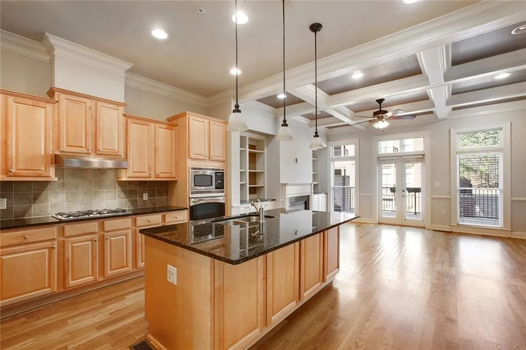 404 River Vista Drive, Atlanta, Georgia 30339, 4 Bedrooms Bedrooms, ,4 BathroomsBathrooms,Residential,Sold,404 River Vista Drive,6641783