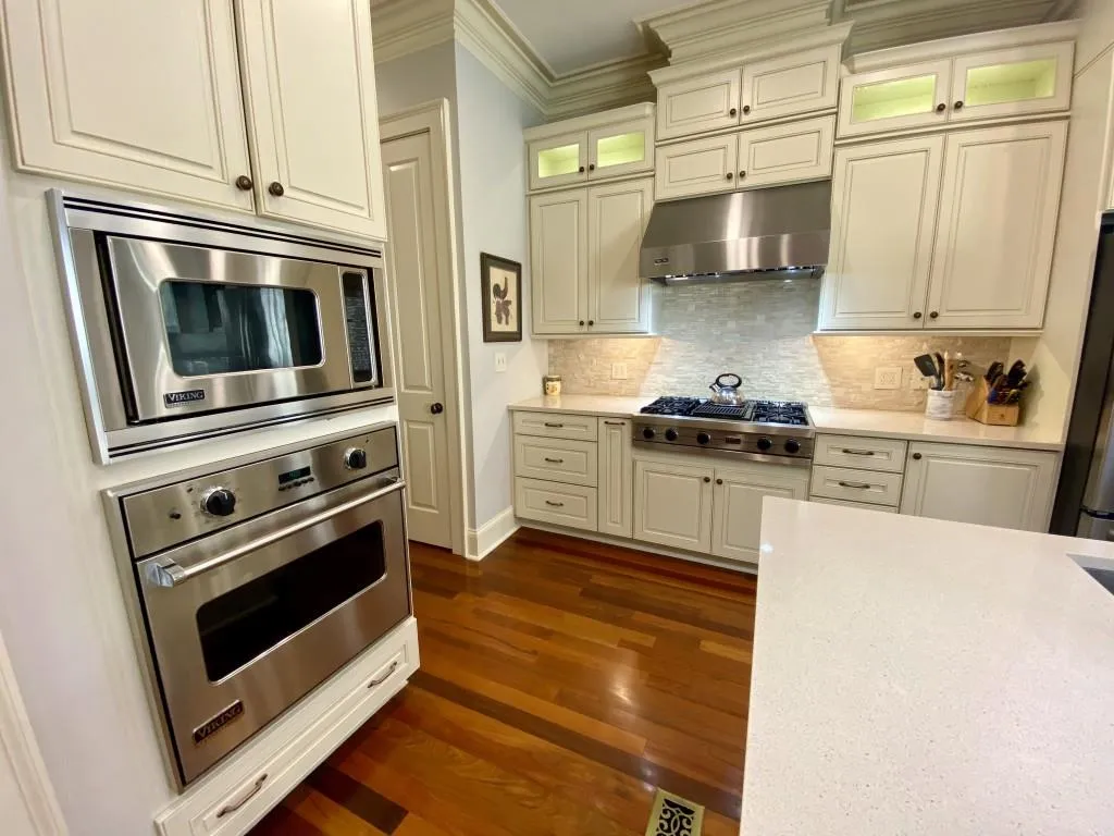 706 Creekgarden Court, Atlanta, Georgia 30339, 3 Bedrooms Bedrooms, ,3 BathroomsBathrooms,Residential,Sold,706 Creekgarden Court,6964174