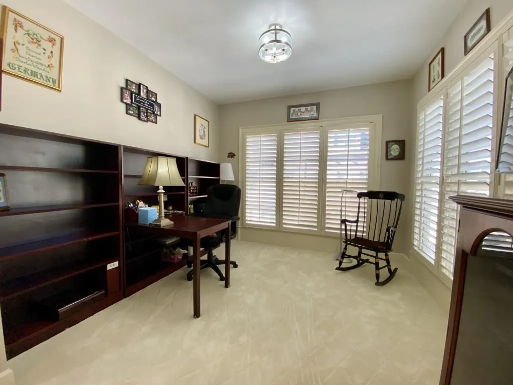 706 Creekgarden Court, Atlanta, Georgia 30339, 3 Bedrooms Bedrooms, ,3 BathroomsBathrooms,Residential,Sold,706 Creekgarden Court,6964174