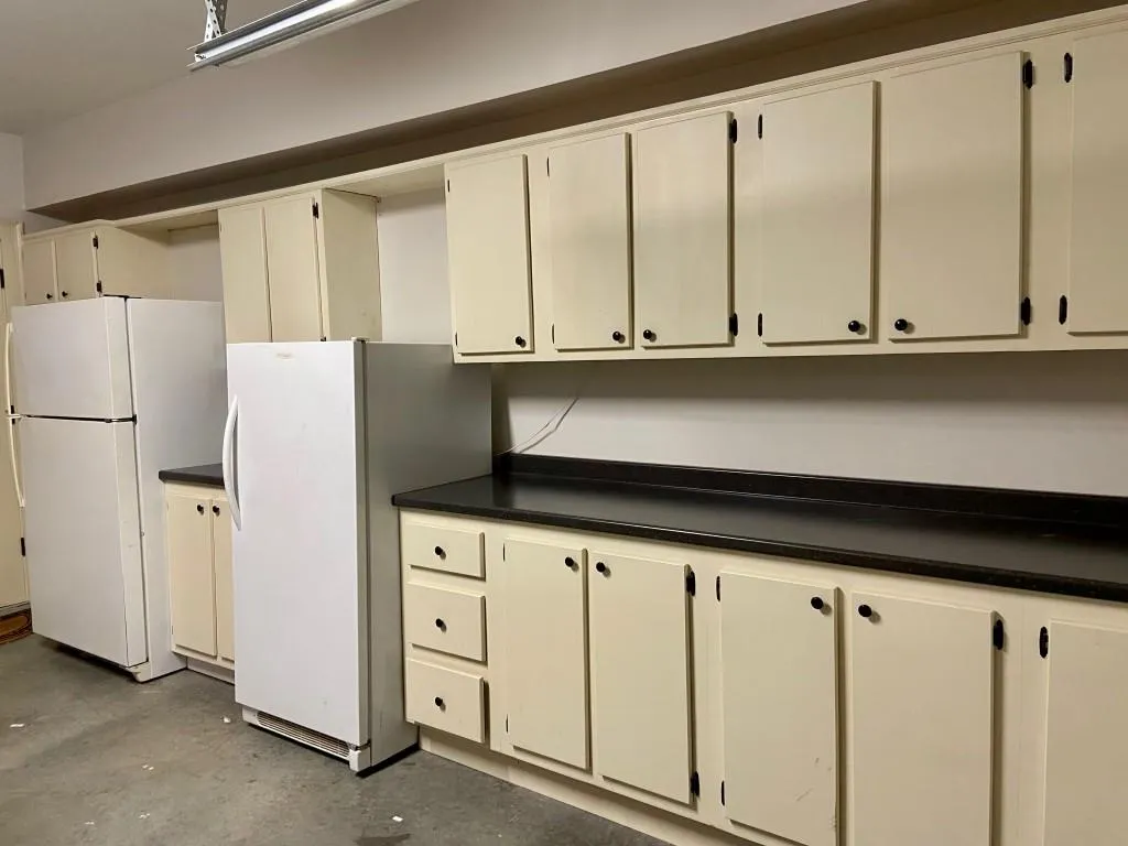 706 Creekgarden Court, Atlanta, Georgia 30339, 3 Bedrooms Bedrooms, ,3 BathroomsBathrooms,Residential,Sold,706 Creekgarden Court,6964174