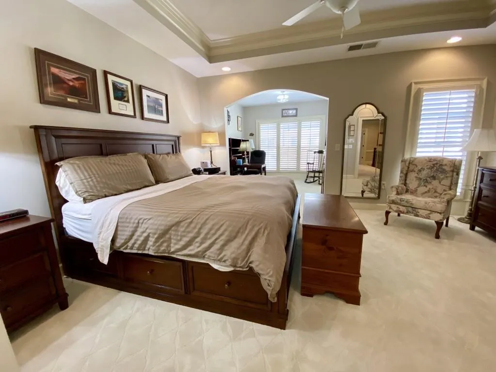 706 Creekgarden Court, Atlanta, Georgia 30339, 3 Bedrooms Bedrooms, ,3 BathroomsBathrooms,Residential,Sold,706 Creekgarden Court,6964174