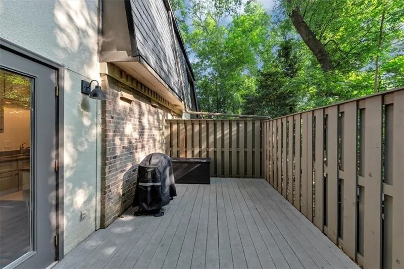 2 Arpege Way Nw, Atlanta, Georgia 30327, 2 Bedrooms Bedrooms, ,2 BathroomsBathrooms,Residential,For Sale,2 Arpege Way Nw,7638633