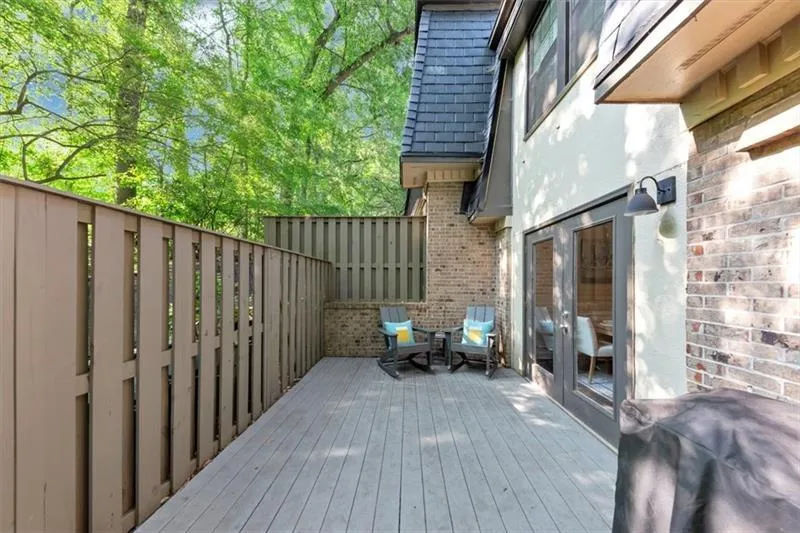 2 Arpege Way Nw, Atlanta, Georgia 30327, 2 Bedrooms Bedrooms, ,2 BathroomsBathrooms,Residential,For Sale,2 Arpege Way Nw,7638633