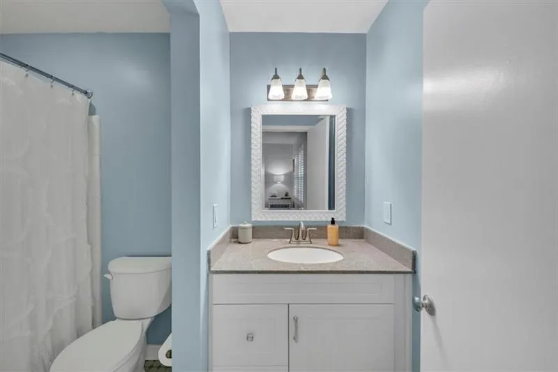 2 Arpege Way Nw, Atlanta, Georgia 30327, 2 Bedrooms Bedrooms, ,2 BathroomsBathrooms,Residential,For Sale,2 Arpege Way Nw,7638633