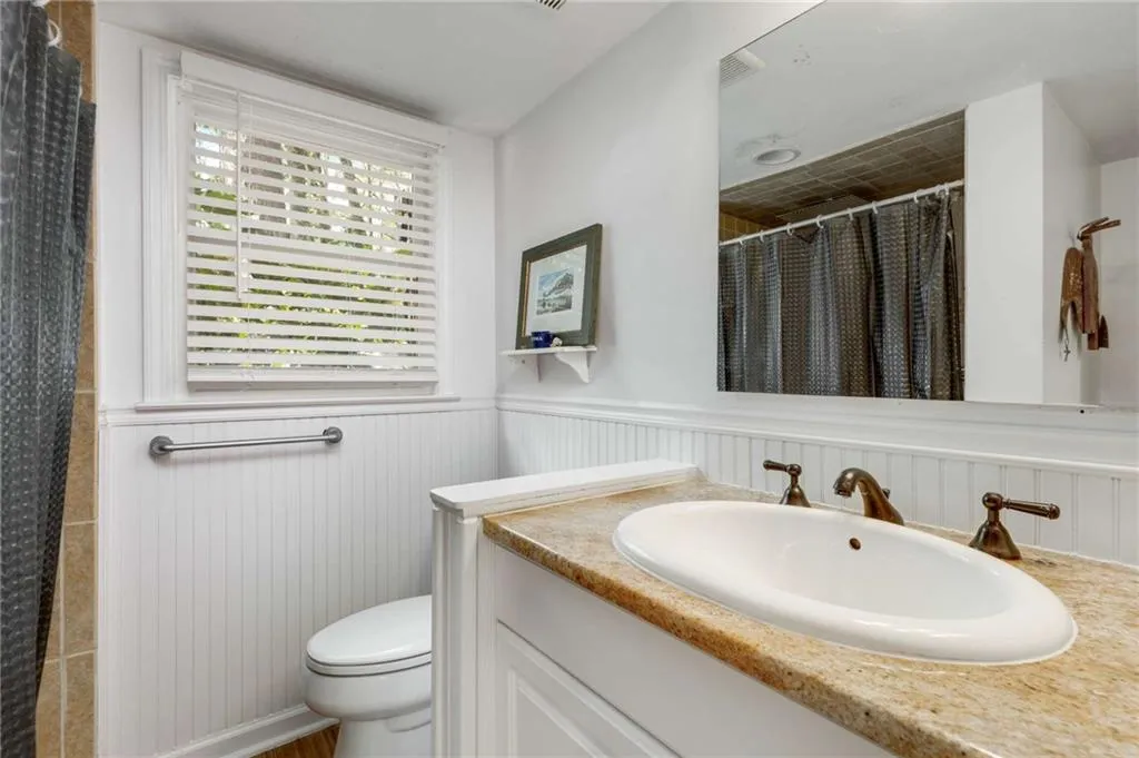 Full lower level bathroom