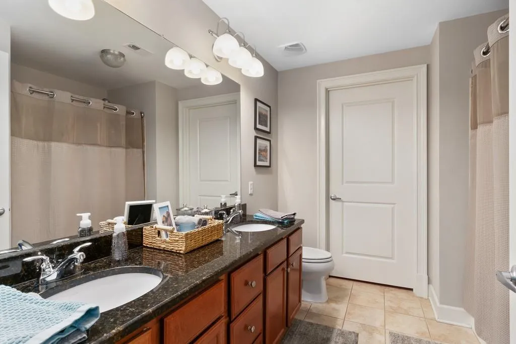 200 River Vista Drive Unit 307, Atlanta, Georgia 30339, 2 Bedrooms Bedrooms, ,2 BathroomsBathrooms,Residential,Sold,200 River Vista Drive Unit 307,6667504