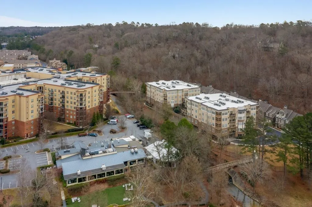 200 River Vista Drive Unit 307, Atlanta, Georgia 30339, 2 Bedrooms Bedrooms, ,2 BathroomsBathrooms,Residential,Sold,200 River Vista Drive Unit 307,6667504