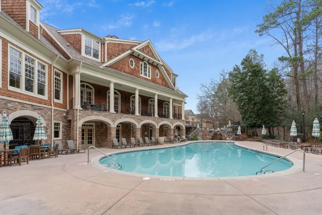 200 River Vista Drive Unit 307, Atlanta, Georgia 30339, 2 Bedrooms Bedrooms, ,2 BathroomsBathrooms,Residential,Sold,200 River Vista Drive Unit 307,6667504