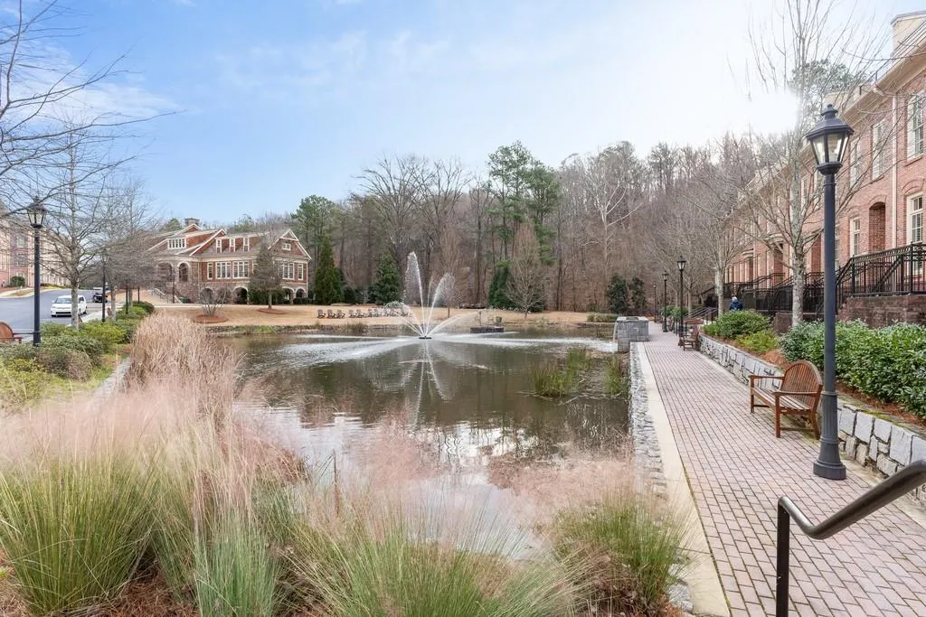 200 River Vista Drive Unit 307, Atlanta, Georgia 30339, 2 Bedrooms Bedrooms, ,2 BathroomsBathrooms,Residential,Sold,200 River Vista Drive Unit 307,6667504