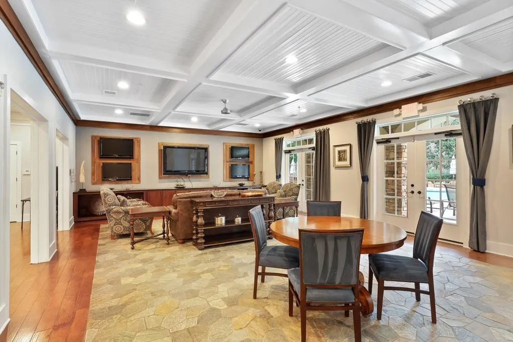 200 River Vista Drive Unit 307, Atlanta, Georgia 30339, 2 Bedrooms Bedrooms, ,2 BathroomsBathrooms,Residential,Sold,200 River Vista Drive Unit 307,6667504