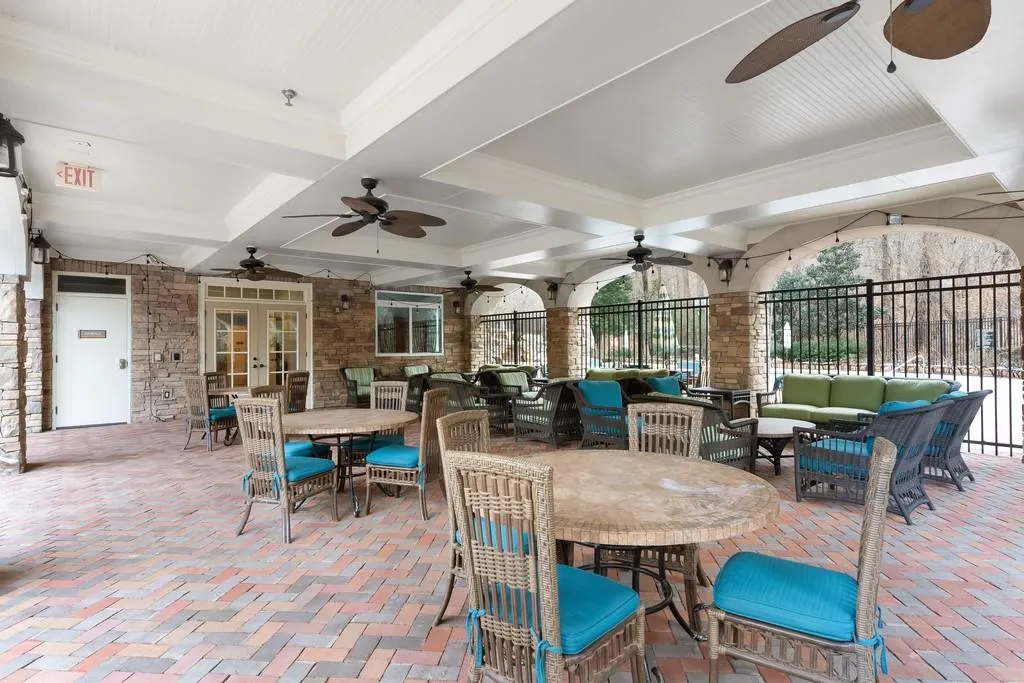 200 River Vista Drive Unit 307, Atlanta, Georgia 30339, 2 Bedrooms Bedrooms, ,2 BathroomsBathrooms,Residential,Sold,200 River Vista Drive Unit 307,6667504