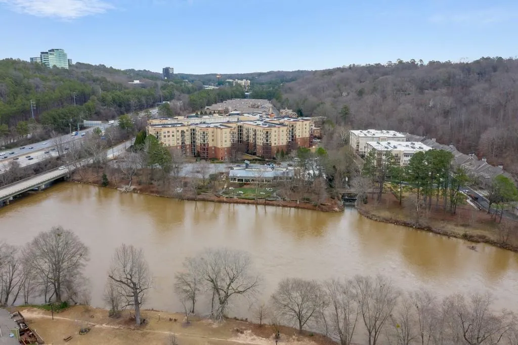 200 River Vista Drive Unit 307, Atlanta, Georgia 30339, 2 Bedrooms Bedrooms, ,2 BathroomsBathrooms,Residential,Sold,200 River Vista Drive Unit 307,6667504