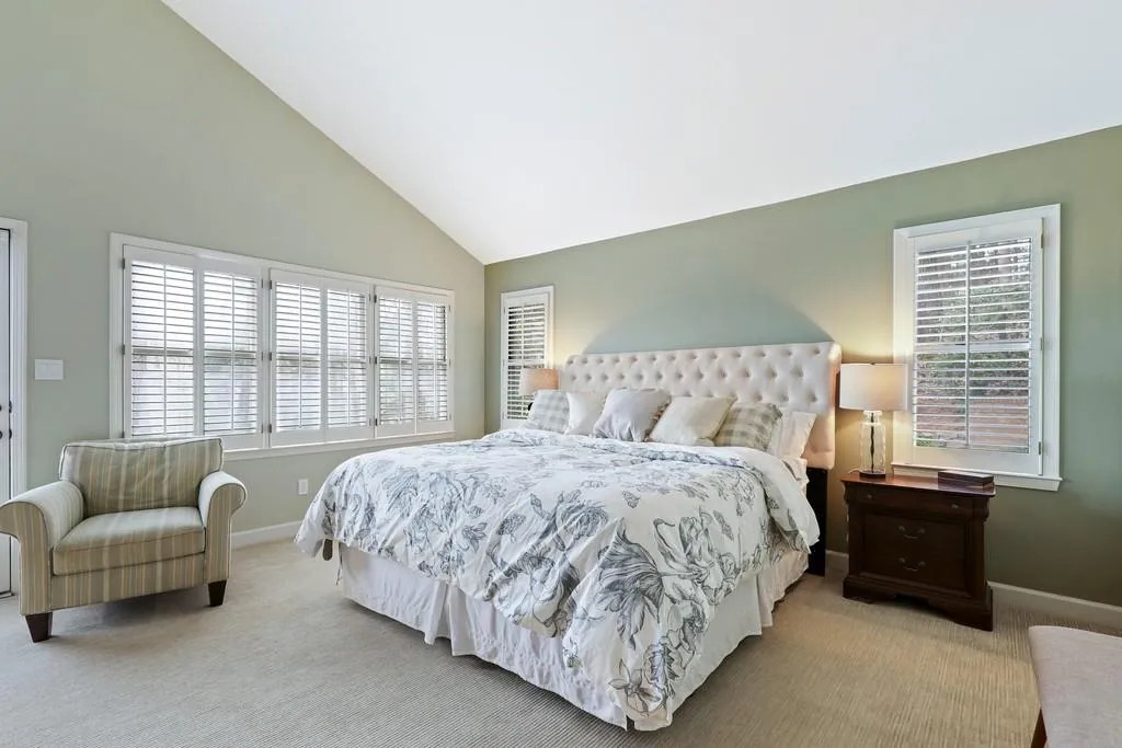 9660 Huntcliff Trace Ne, Sandy Springs, Georgia 30350, 4 Bedrooms Bedrooms, ,2 BathroomsBathrooms,Residential,Sold,9660 Huntcliff Trace Ne,6860166