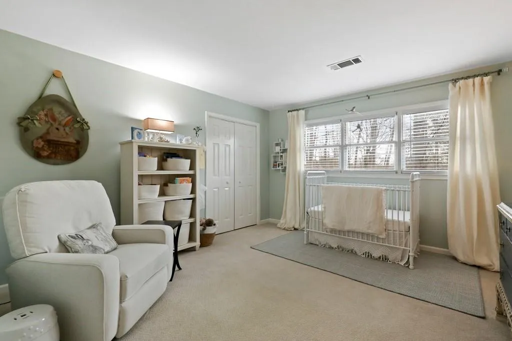 9660 Huntcliff Trace Ne, Sandy Springs, Georgia 30350, 4 Bedrooms Bedrooms, ,2 BathroomsBathrooms,Residential,Sold,9660 Huntcliff Trace Ne,6860166