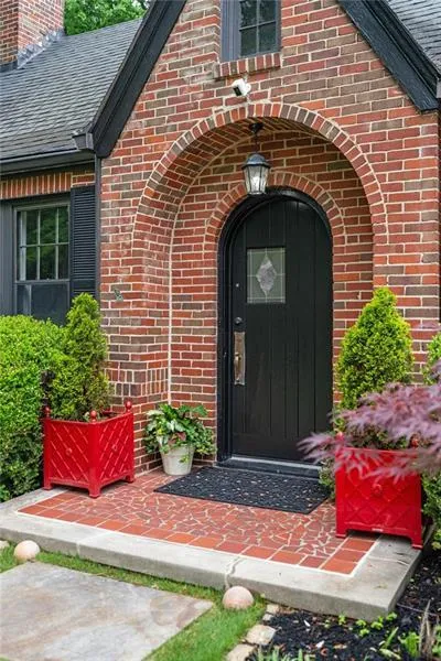 557 E Wesley Road Ne, Atlanta, Georgia 30305, 4 Bedrooms Bedrooms, ,3 BathroomsBathrooms,Residential,For Sale,557 E Wesley Road Ne,7625324
