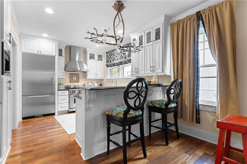 557 E Wesley Road Ne, Atlanta, Georgia 30305, 4 Bedrooms Bedrooms, ,3 BathroomsBathrooms,Residential,For Sale,557 E Wesley Road Ne,7625324
