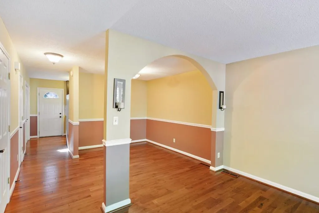 19 Holly Downs Court Nw Unit 19, Atlanta, Georgia 30318, 2 Bedrooms Bedrooms, ,2 BathroomsBathrooms,Residential,Sold,19 Holly Downs Court Nw Unit 19,6022903