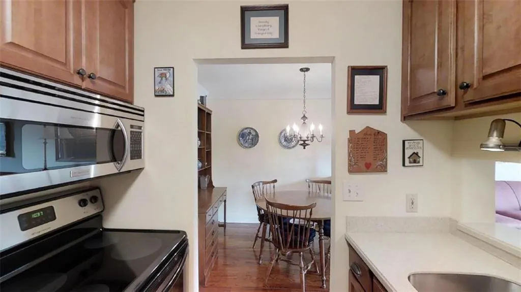 300 Johnson Ferry Road Ne Unit A609, Atlanta, Georgia 30328, 1 Bedroom Bedrooms, ,1 BathroomBathrooms,Residential,Sold,300 Johnson Ferry Road Ne Unit A609,6001214