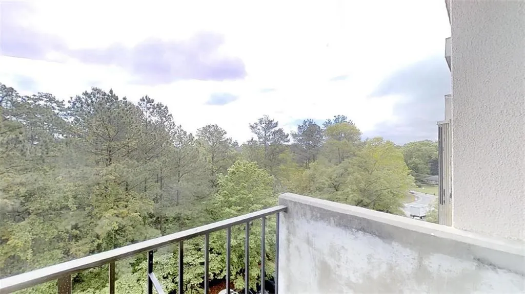 300 Johnson Ferry Road Ne Unit A609, Atlanta, Georgia 30328, 1 Bedroom Bedrooms, ,1 BathroomBathrooms,Residential,Sold,300 Johnson Ferry Road Ne Unit A609,6001214