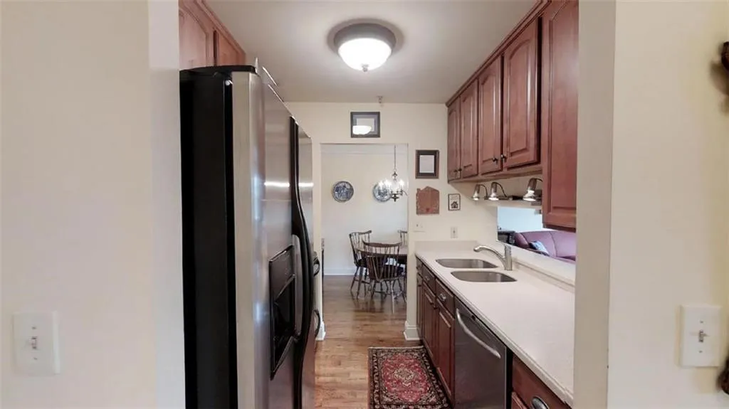 300 Johnson Ferry Road Ne Unit A609, Atlanta, Georgia 30328, 1 Bedroom Bedrooms, ,1 BathroomBathrooms,Residential,Sold,300 Johnson Ferry Road Ne Unit A609,6001214