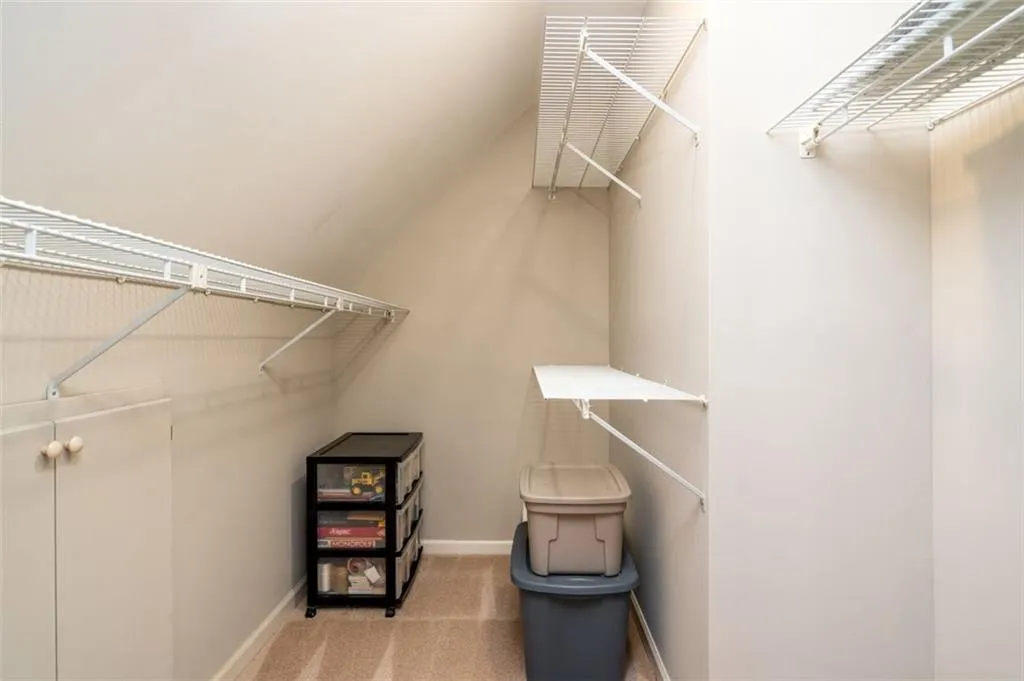 200 Treadwick Drive, Sandy Springs, Georgia 30350, 5 Bedrooms Bedrooms, ,5 BathroomsBathrooms,Residential,Sold,200 Treadwick Drive,6894371