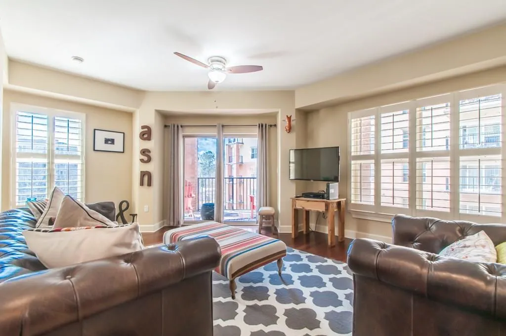 200 River Vista Drive Unit 322, Atlanta, Georgia 30339, 2 Bedrooms Bedrooms, ,2 BathroomsBathrooms,Residential,Sold,200 River Vista Drive Unit 322,5653759