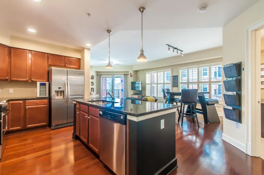 200 River Vista Drive Unit 322, Atlanta, Georgia 30339, 2 Bedrooms Bedrooms, ,2 BathroomsBathrooms,Residential,Sold,200 River Vista Drive Unit 322,5653759