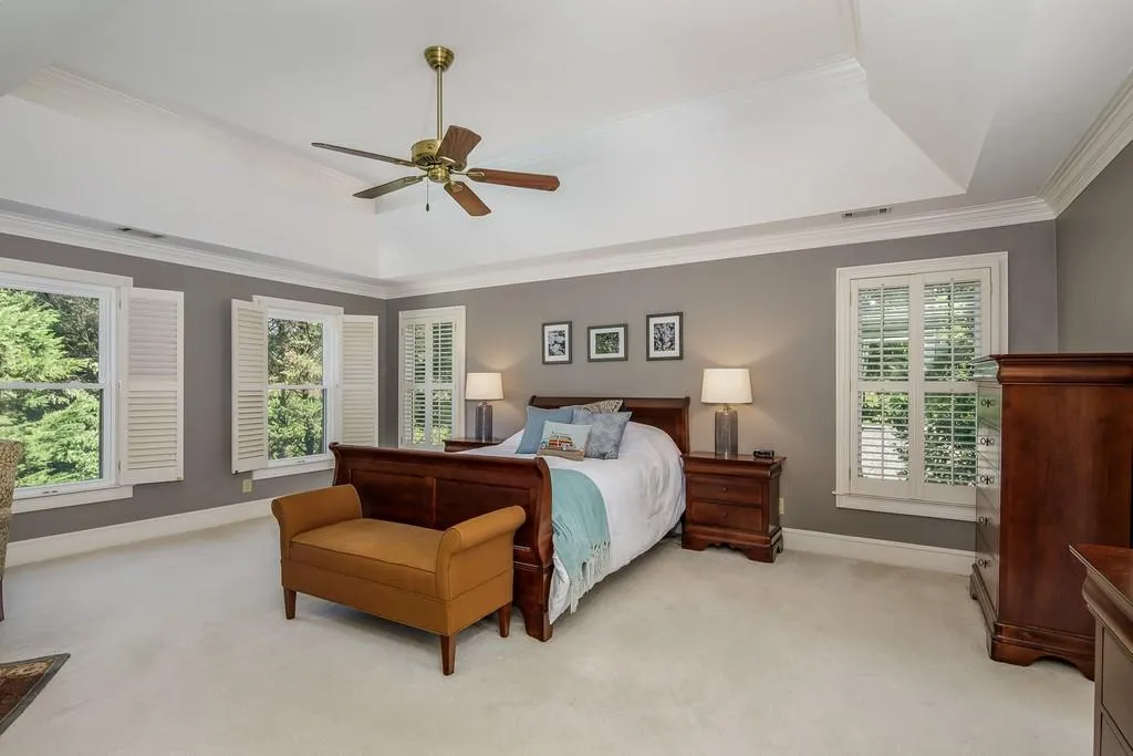 2920 Coles Way, Sandy Springs, Georgia 30350, 5 Bedrooms Bedrooms, ,4 BathroomsBathrooms,Residential,Sold,2920 Coles Way,6757949