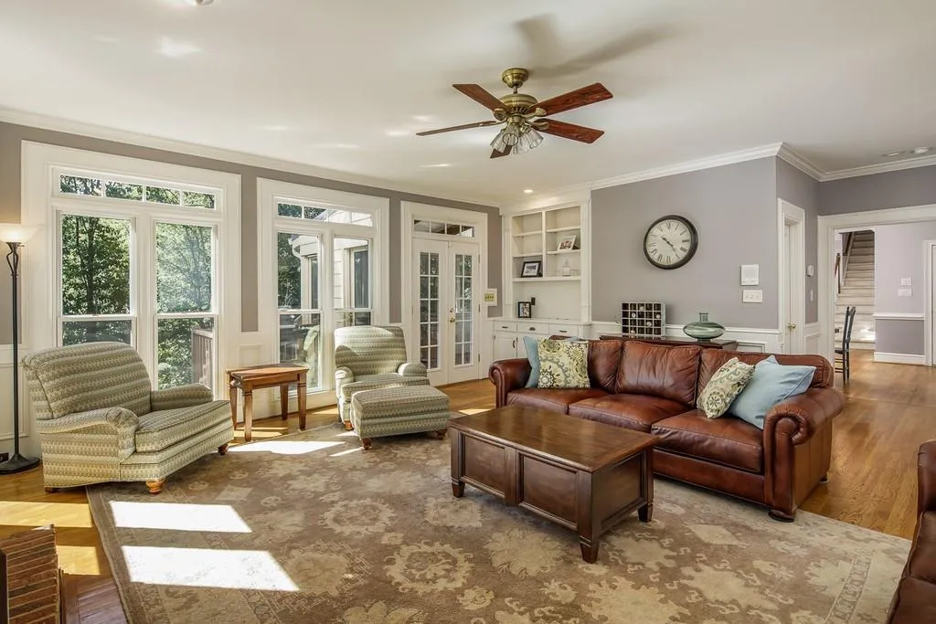 2920 Coles Way, Sandy Springs, Georgia 30350, 5 Bedrooms Bedrooms, ,4 BathroomsBathrooms,Residential,Sold,2920 Coles Way,6757949