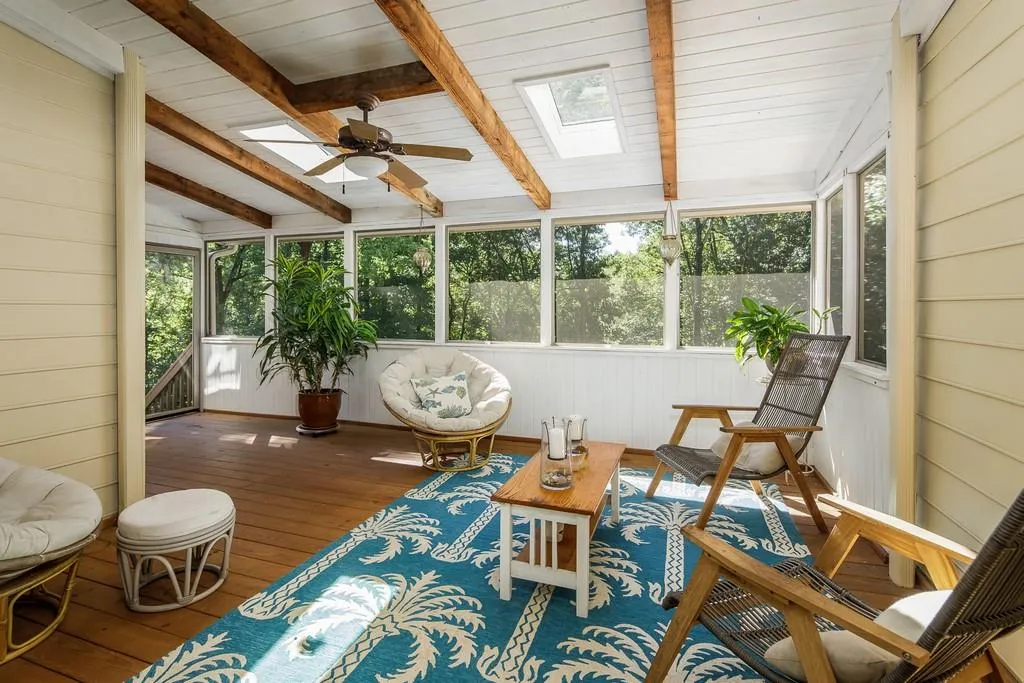 2920 Coles Way, Sandy Springs, Georgia 30350, 5 Bedrooms Bedrooms, ,4 BathroomsBathrooms,Residential,Sold,2920 Coles Way,6757949