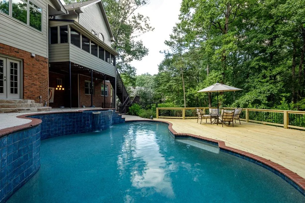 2920 Coles Way, Sandy Springs, Georgia 30350, 5 Bedrooms Bedrooms, ,4 BathroomsBathrooms,Residential,Sold,2920 Coles Way,6757949