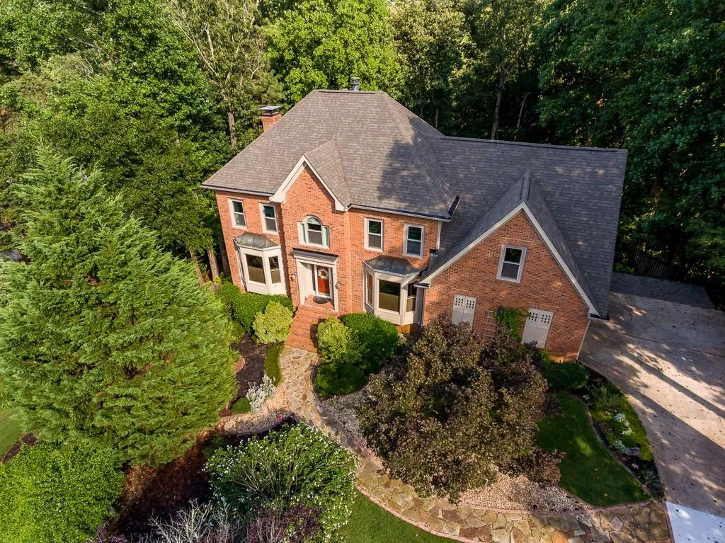 2920 Coles Way, Sandy Springs, Georgia 30350, 5 Bedrooms Bedrooms, ,4 BathroomsBathrooms,Residential,Sold,2920 Coles Way,6757949