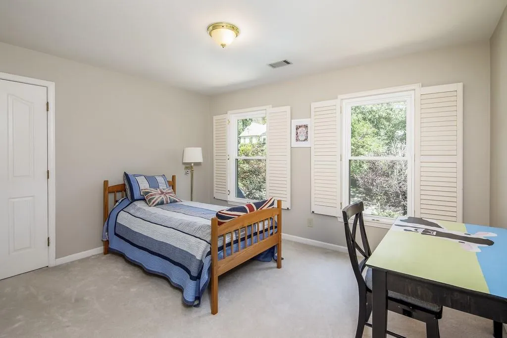 2920 Coles Way, Sandy Springs, Georgia 30350, 5 Bedrooms Bedrooms, ,4 BathroomsBathrooms,Residential,Sold,2920 Coles Way,6757949